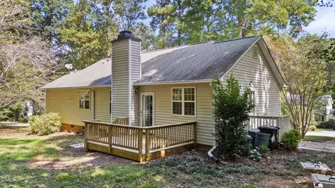 Exterior - 6112 Walnut Glen Dr, Willow Spring, NC 27592 photo 2 of 7