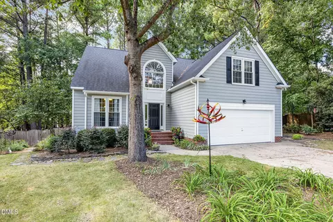 1302 Brycker Ct, Apex, NC 27502