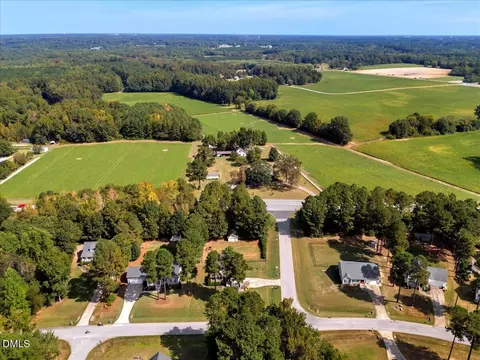 View/Area - 20 Pine Nut Ln, Smithfield, NC 27577 photo 5 of 6