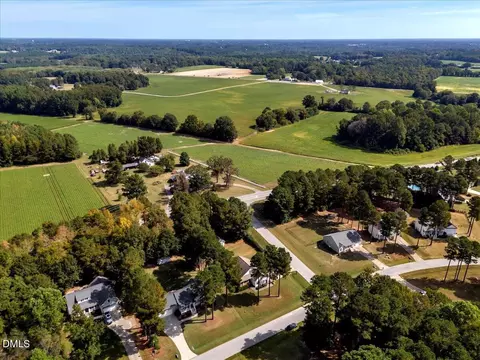 View/Area - 20 Pine Nut Ln, Smithfield, NC 27577 photo 4 of 6