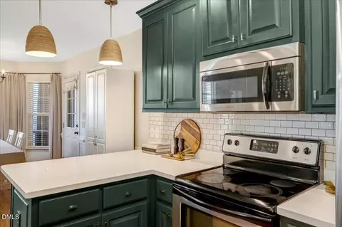 Kitchen - 20 Pine Nut Ln, Smithfield, NC 27577 photo 5 of 5