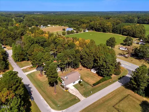 View/Area - 20 Pine Nut Ln, Smithfield, NC 27577 photo 1 of 6