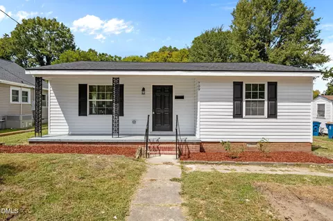 709 E Johnson St, Dunn, NC 28334