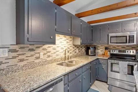 Kitchen - 9966 Us Hwy 421 S, Erwin, NC 28339 photo 3 of 6