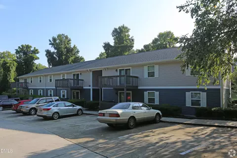 1722 Brice St, Greensboro, NC 27403