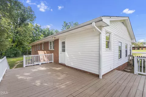 Exterior - 210 Stallings Rd, Durham, NC 27703 photo 5 of 8