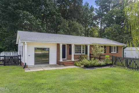 210 Stallings Rd, Durham, NC 27703