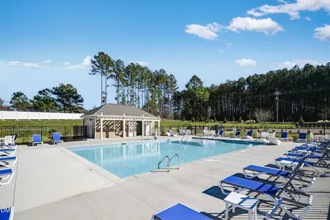137 Fishing Pier Way, Lillington, NC 27546