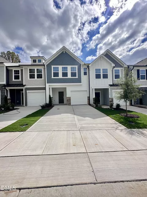 1137 Tembrook Dr, Mebane, NC 27302