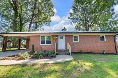 314 Eden Hills Rd, Siler City, NC 27344
