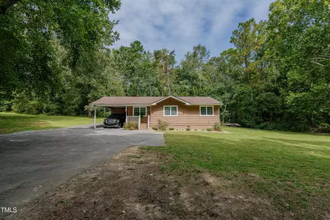 1139 Greenwood Dr, Burlington, NC 27217