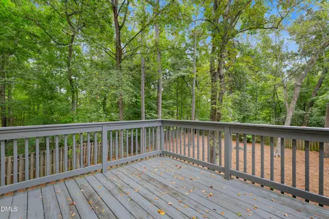 Exterior - 6 Bluffside Ct, Durham, NC 27712 photo 2 of 10
