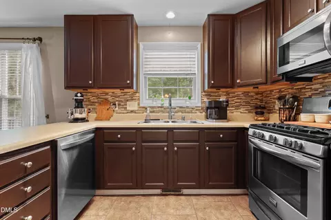 Kitchen - 6 Bluffside Ct, Durham, NC 27712 photo 2 of 4