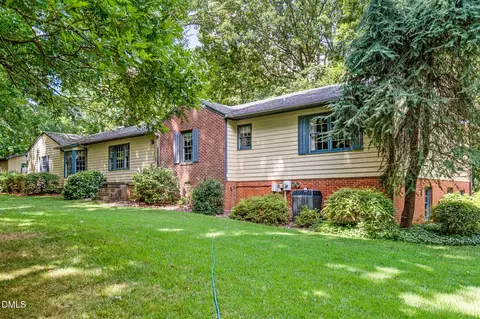2967 Maple Ave, Burlington, NC 27215