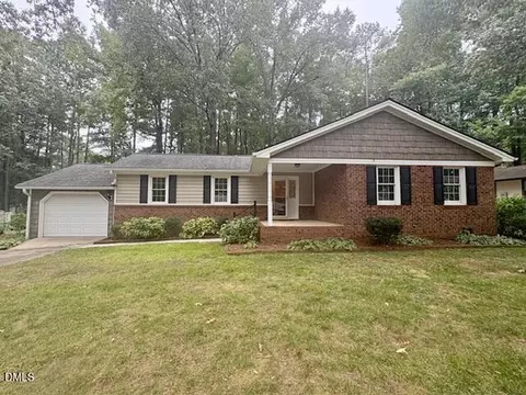 113 Heatherwood Dr, Garner, NC 27529