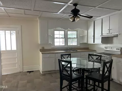 Kitchen - 209 E Harnett St, Dunn, NC 28334 photo 3 of 4