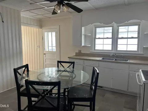 Dining - 209 E Harnett St, Dunn, NC 28334 photo 1 of 1