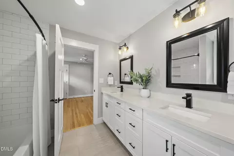 Bath - 3912 Old Chapel Hill Rd, Durham, NC 27707 photo 3 of 6