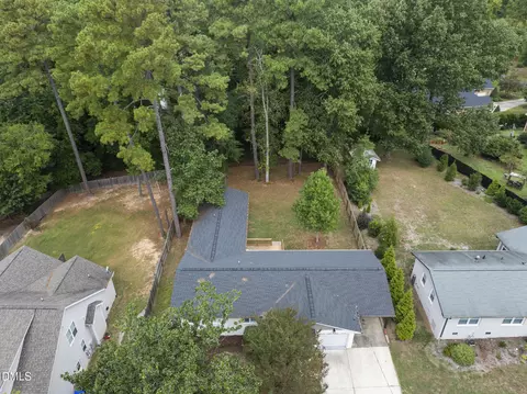 View/Area - 3912 Old Chapel Hill Rd, Durham, NC 27707 photo 3 of 9