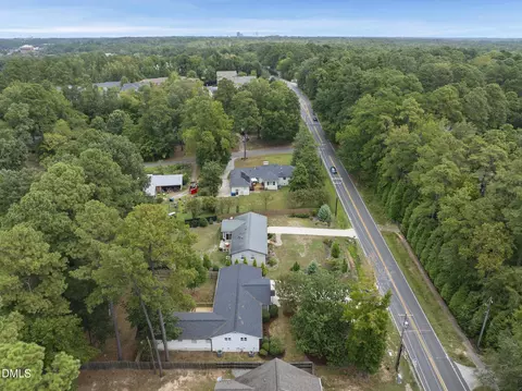 View/Area - 3912 Old Chapel Hill Rd, Durham, NC 27707 photo 6 of 9