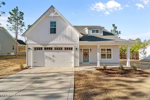 1021 Ivory Ln, West End, NC 27376