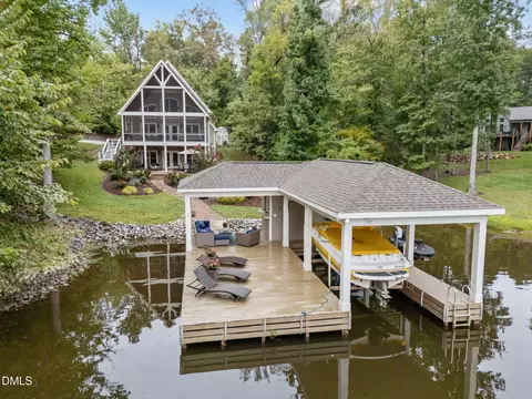 197 Barefoot Landing Ln, Semora, NC 27343