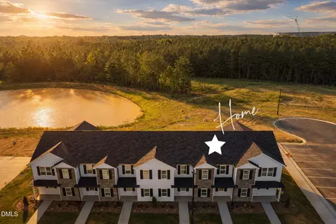 1105 Brookrun Dr, Oxford, NC 27565