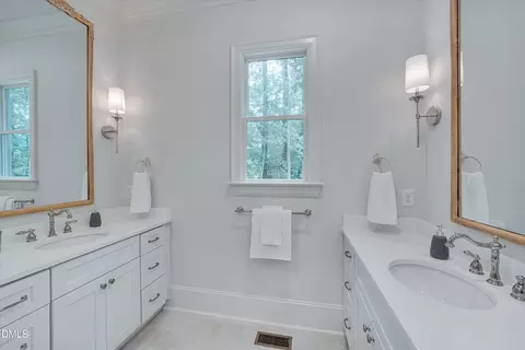 Bath - 2314 Cardinal Dr, Durham, NC 27707 photo 2 of 9