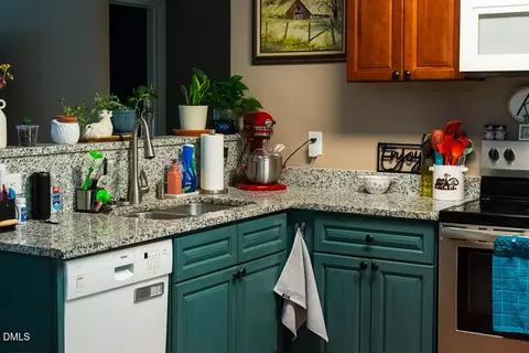 Kitchen - 5603 Hopkins Rd, Middlesex, NC 27557 photo 2 of 3