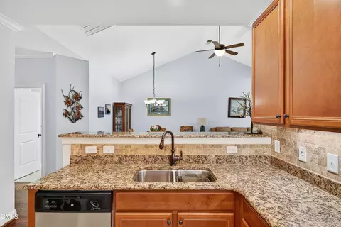 Kitchen - 1012 Lake Michael Way, Mebane, NC 27302 photo 4 of 5