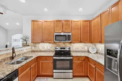 Kitchen - 1012 Lake Michael Way, Mebane, NC 27302 photo 3 of 5