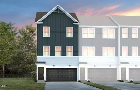 2798 Farmhouse Dr, Apex, NC 27502