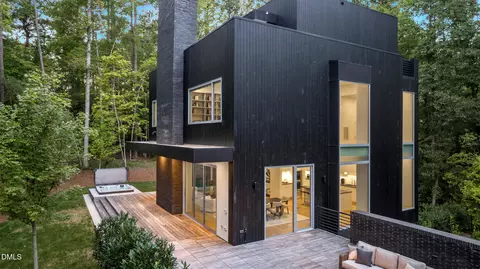 711 Berryhill Dr, Chapel Hill, NC 27516 | MLS# 10122630 | 66