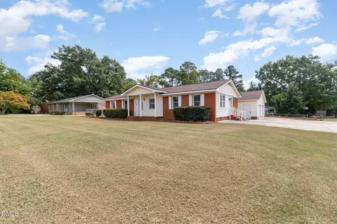 Exterior - 274 Erwin St, Coats, NC 27521 photo 1 of 6