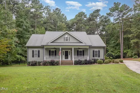 6049 Mulberry Ln, Oxford, NC 27565