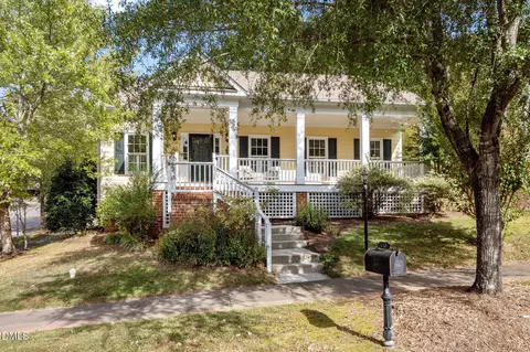 212 Old Barn Ln, Chapel Hill, NC 27517