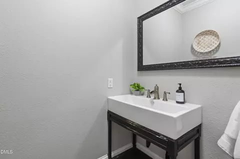 Bath - 1232 Westerham Dr, Wake Forest, NC 27587 photo 8 of 8