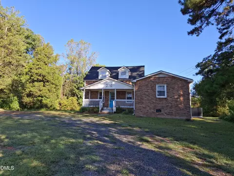 210 Grapevine Dr, Roxboro, NC 27574