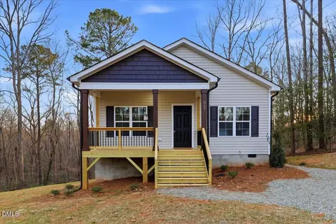 217 Ponchartrain St, Fuquay Varina, NC 27526