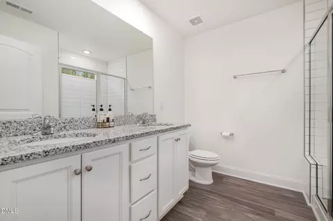 Bath - 210 Silas St, Durham, NC 27705 photo 1 of 3