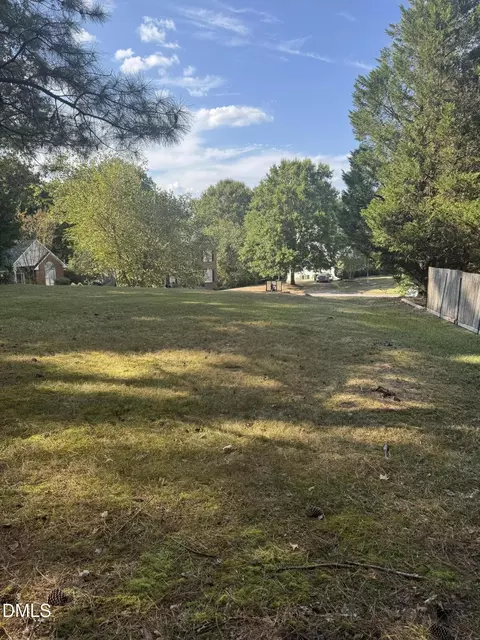 3 Falcon Nest Ct, Durham, NC 27713