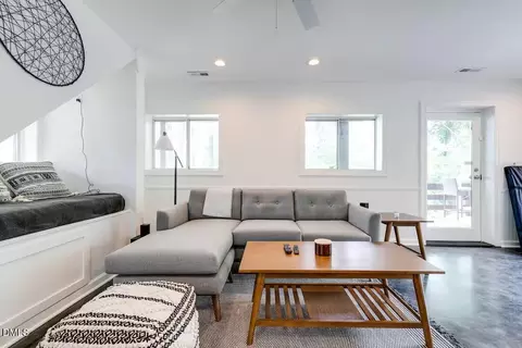 Living - 8 Robin Rd, Semora, NC 27343 photo 6 of 6