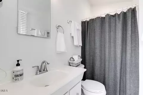 Bath - 8 Robin Rd, Semora, NC 27343 photo 2 of 5