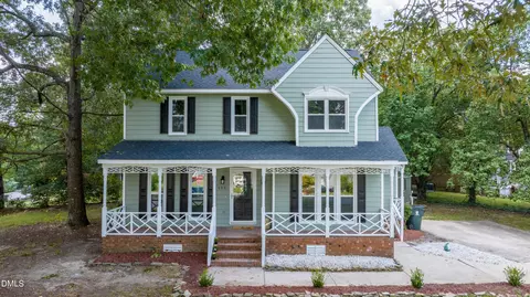 404 Cedarmere Dr, Wendell, NC 27591
