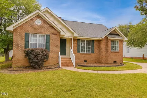 122 Arbor Dr, Greenville, NC 27858