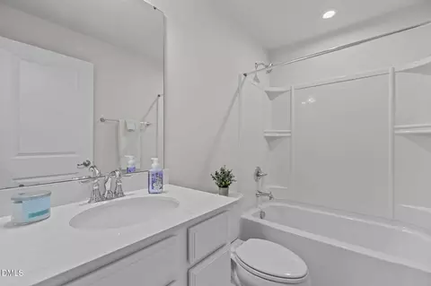 Bath - 1119 Platform Dr, Apex, NC 27502 photo 5 of 5
