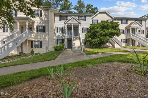 134 Kingsbury Dr, Chapel Hill, NC 27514