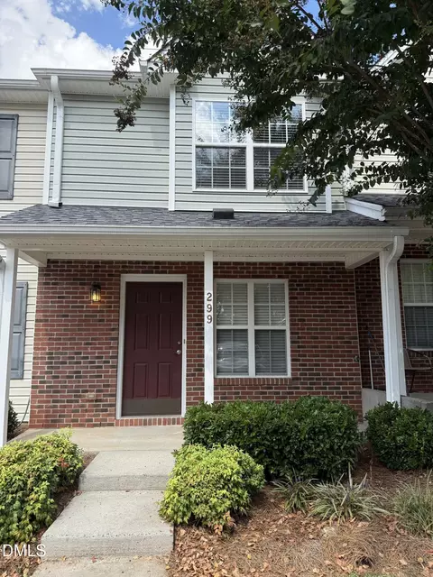 299 Malamute Ln, Greensboro, NC 27407