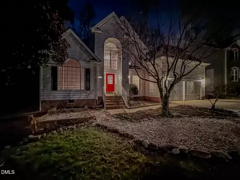 406 Cricketfield Ln, Cary, NC 27518