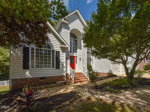 406 Cricketfield Ln, Cary, NC 27518